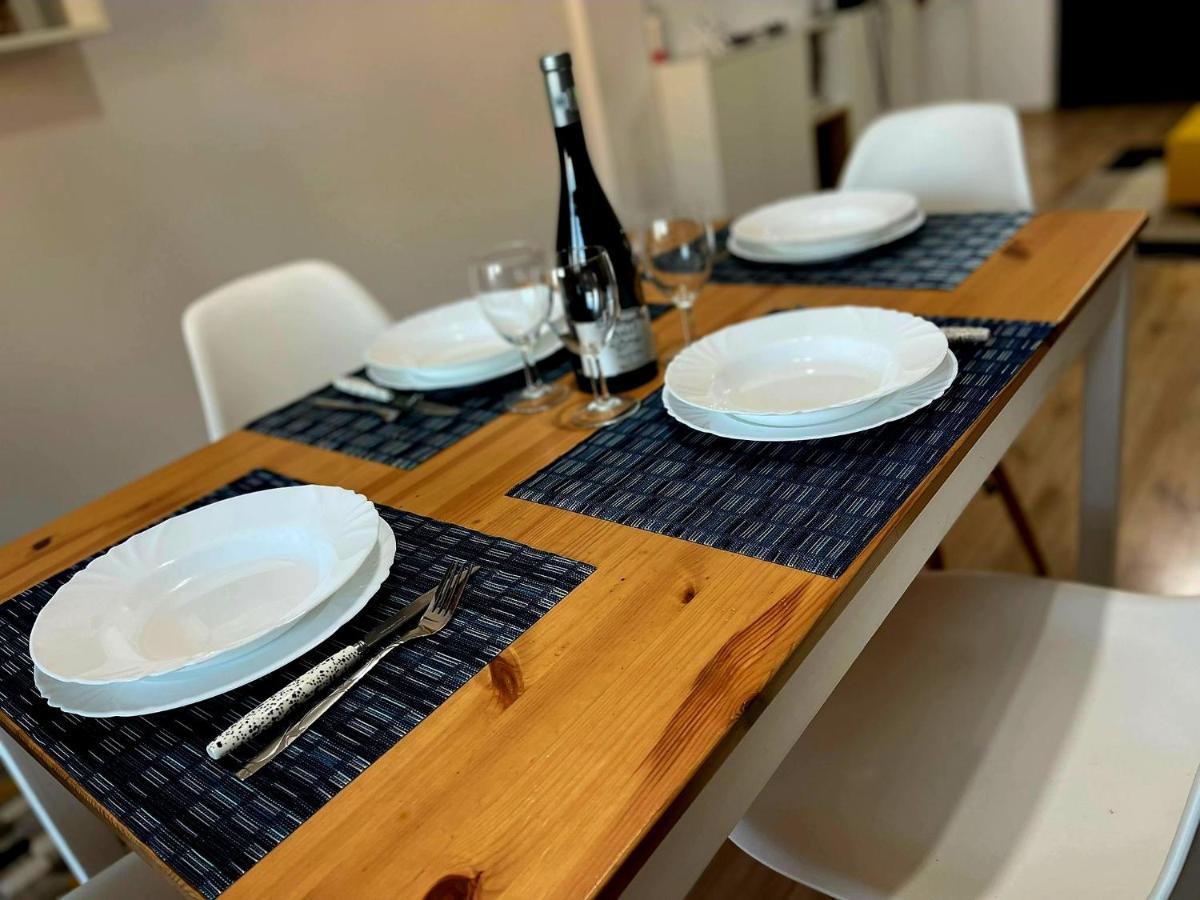 Apartament Vladis Năvodari Zewnętrze zdjęcie