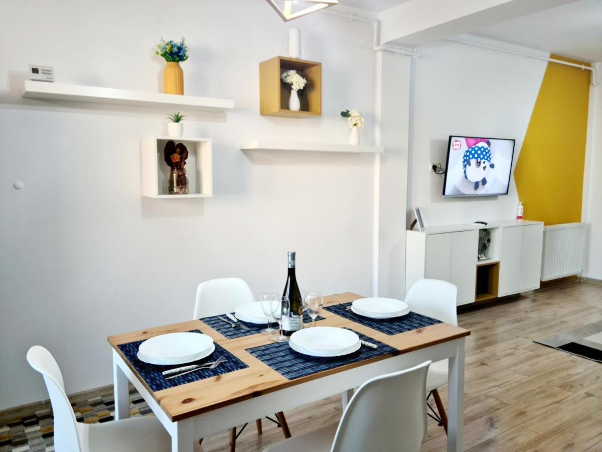 Apartament Vladis Năvodari Zewnętrze zdjęcie